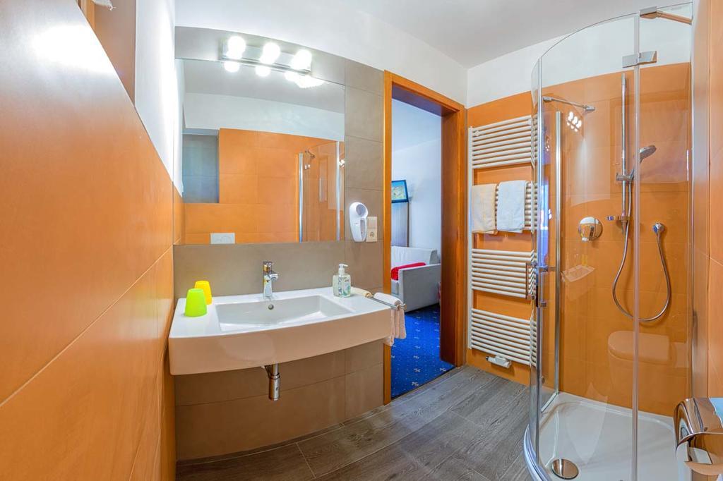 Garni - Hotel Rinner Julia Ласес Екстериор снимка